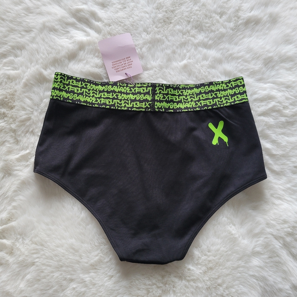 💚SAVAGE X FENTY BY RHIANNA 2-PACK BOOTY SHORT SIZE S - Picture 6 of 6